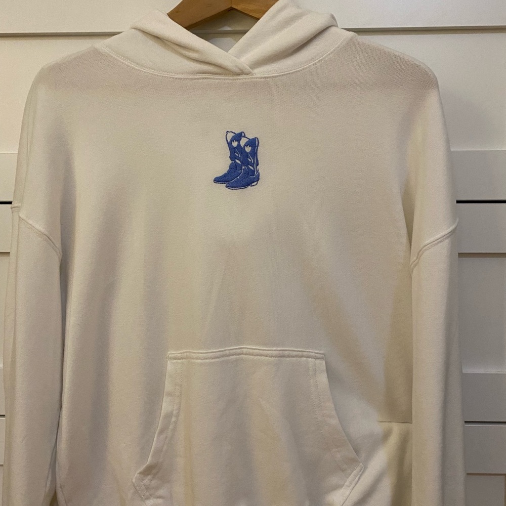 Hollister Embroydered Hoodie